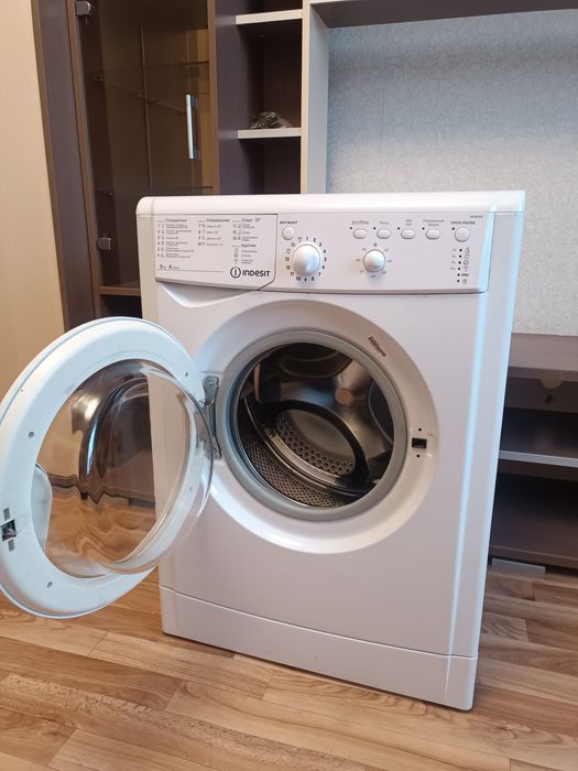 Стиральная машина автомат