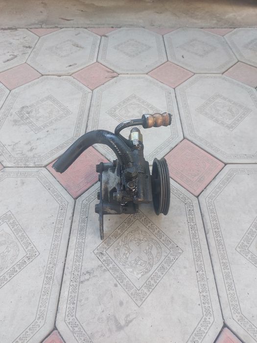 Гур насос,камри 20,с торгом