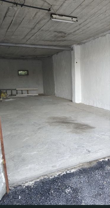 Teren intravilan 50 mp + Garaj cu CU/extras CF liber de sarcini