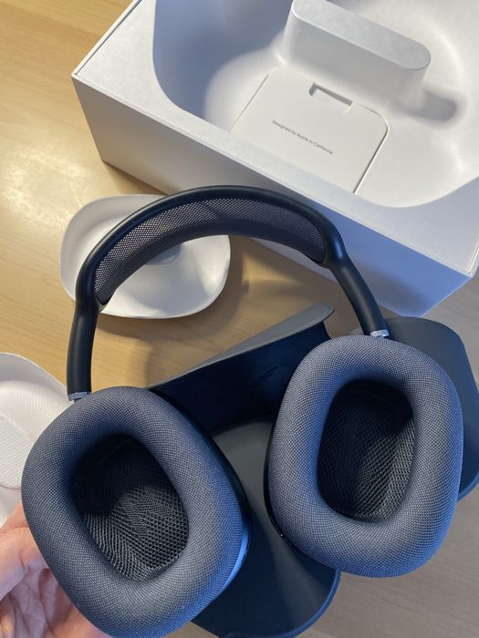 Apple AirPods Max