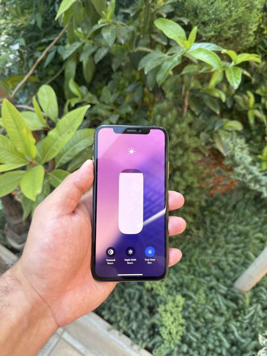 Iphone xs ayfon xs 64gb GOLD sotiladi tel ideal aybi yo face ishlidi