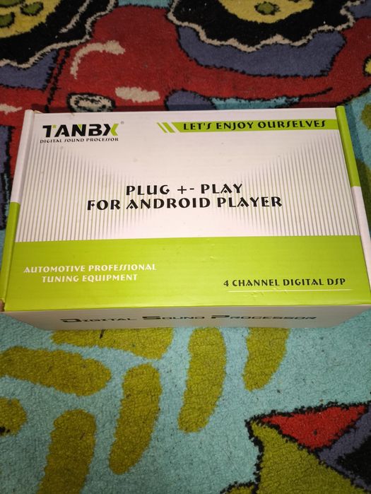 Монитор и усилитель.