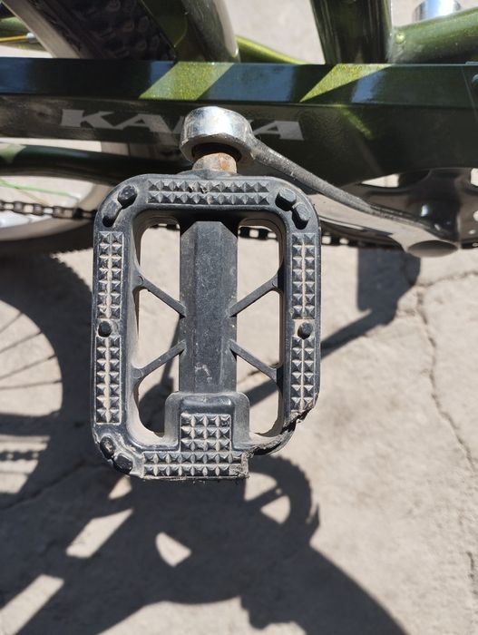 Продам вилосипед кама зеленого цвета