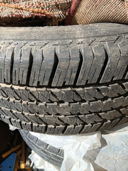 Продам шины 4 шт