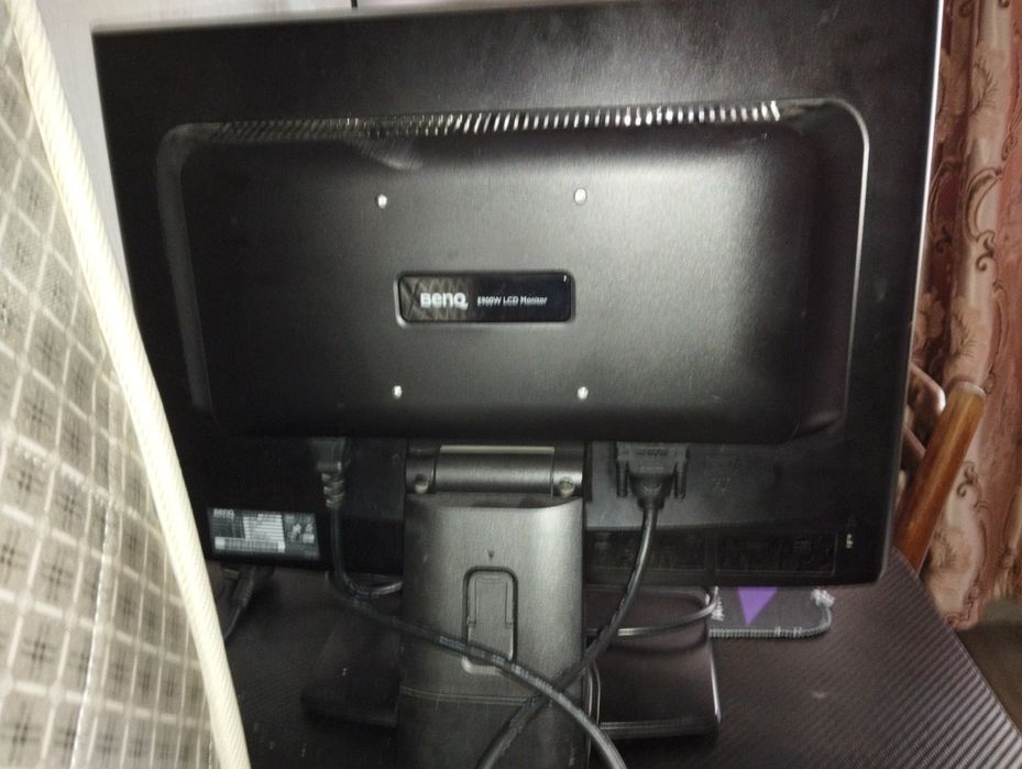 BenQ E900W LCD Monitor