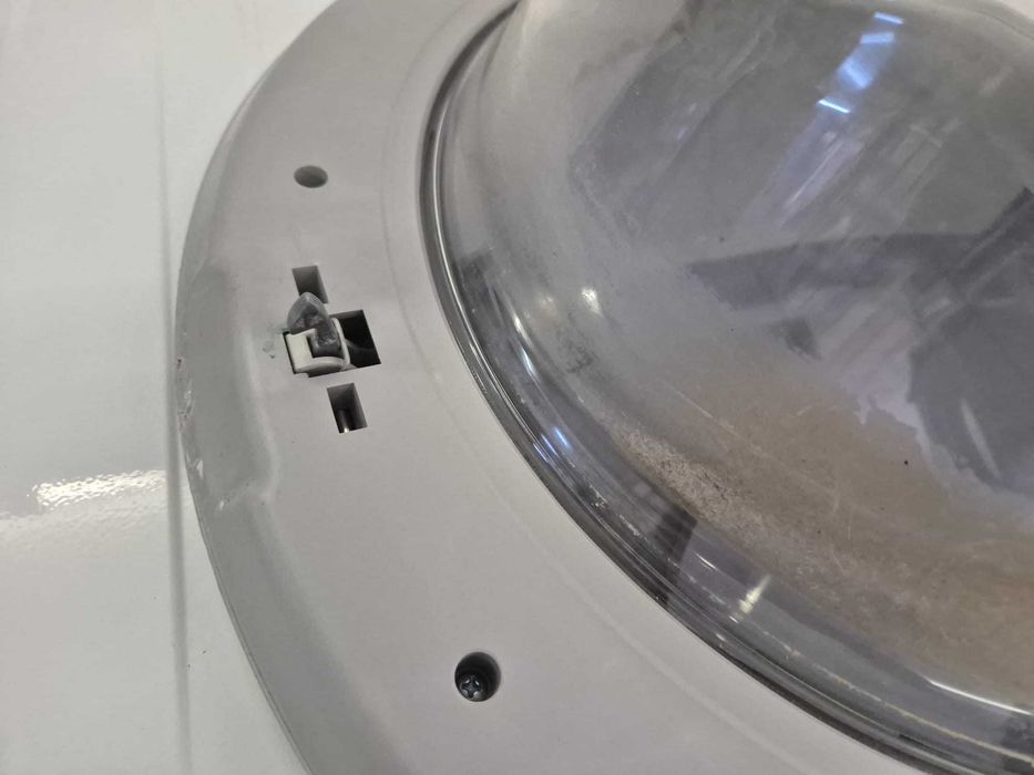 Hublou , usa gri masina de spalat cu uscator Indesit INNEX