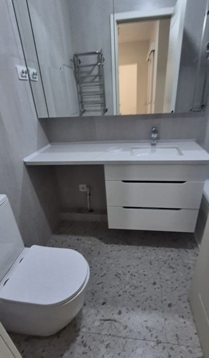 Risoviyda 2 xonali uy sotiladi. Ipoteka ham bo'ladi. Boshiga 26 000 $