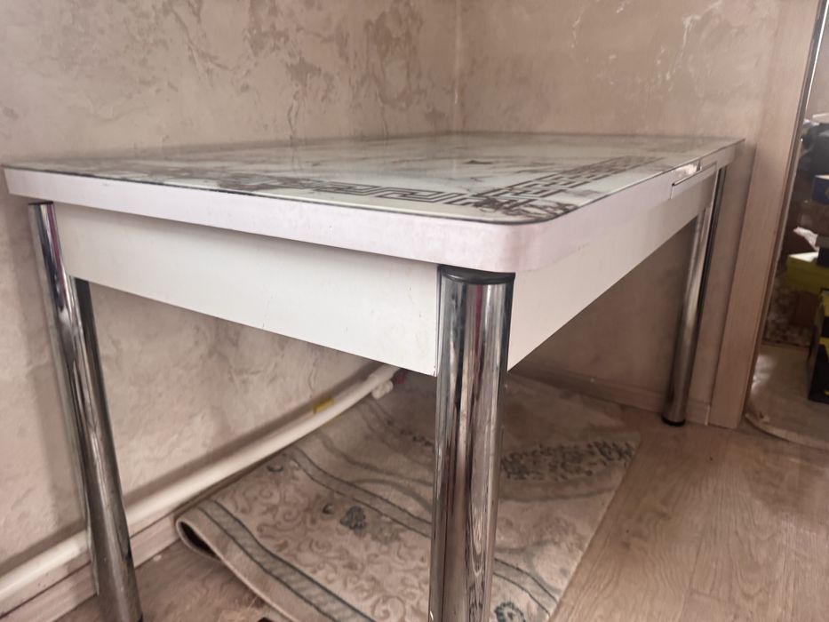 Продается стол б/у в сарани