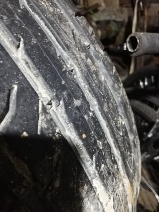 Vand anvelope vara 225/45/R17 de vara dot 2024