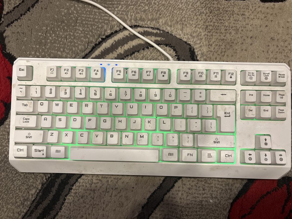 Tastatura mebrana