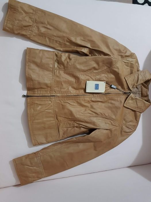 Geaca din piele naturala Made in Italy,noua cu eticheta