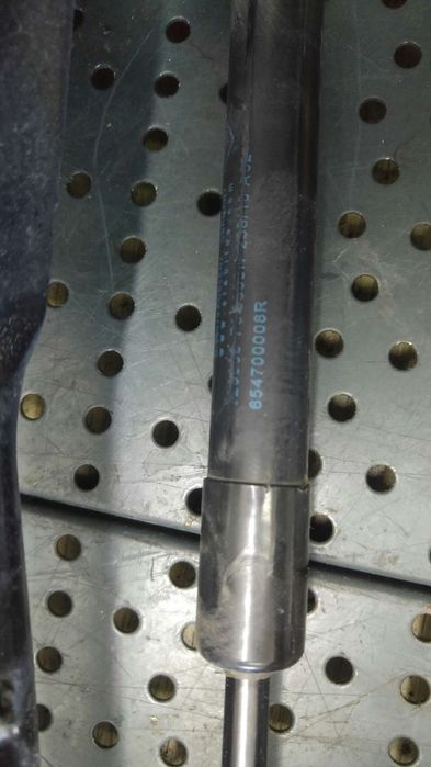 Set balamale cu amortizoare capota renault scenic 3 jz0 1 654700008r 654000004 654010004