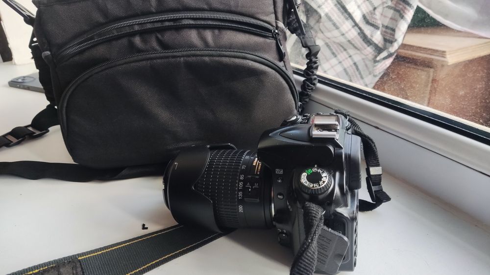 Nikon d90 - фотоаппарат