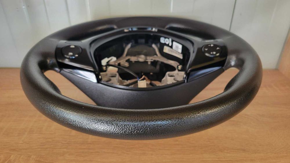 Продавам волан за PEUGEOT 108  Citroen C1 Toyota Aygo 2014 г до 2023 г