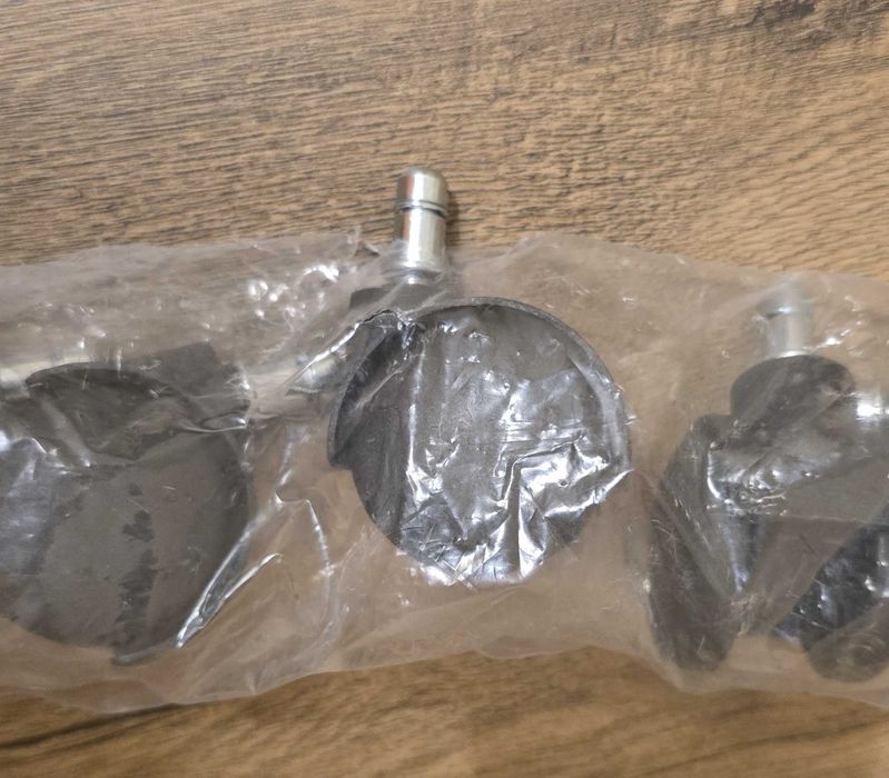 Set 5 Role / Roți Scaun Birou - Plastic Negru, Tijă Metalică