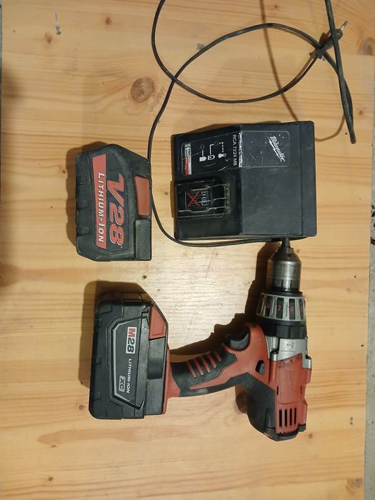 Mașină gaurit milwaukee  M 28