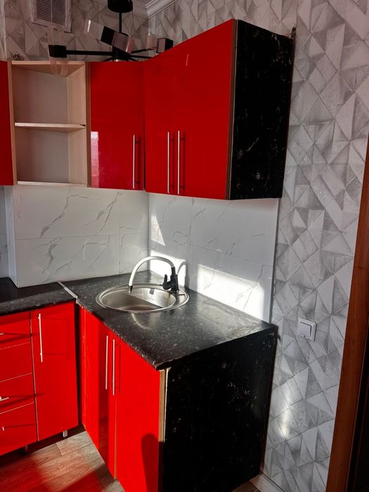 Продам кухонный гарнитур