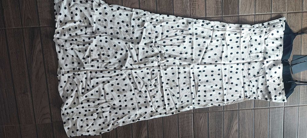 Страхотна Рокля Dolce & Gaban