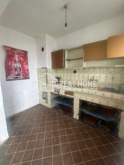 Търговище !! Тухла !! Пазара !!