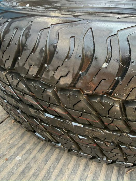 Dunlop 265 70 R17