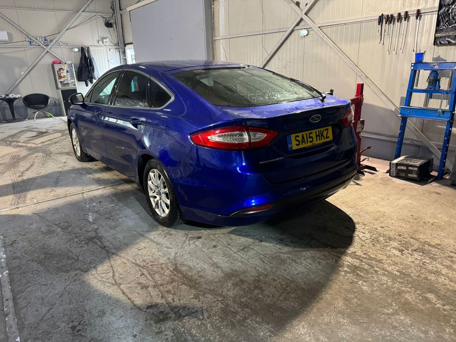 Dezmembrez/Dezmembrari Ford Mondeo Mk5 1.6 tdci manual