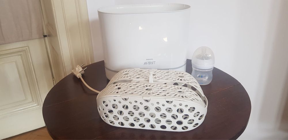 Sterilizator Philips Avent electric + biberon Avent – set complet