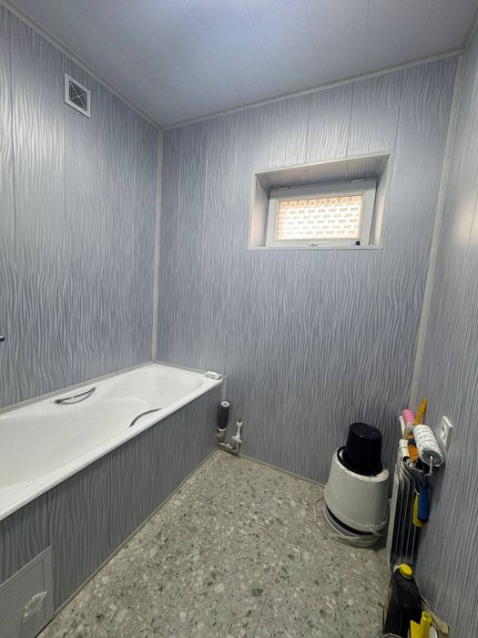 Срочно продаётся 2-х комнатная квартира 77 серия