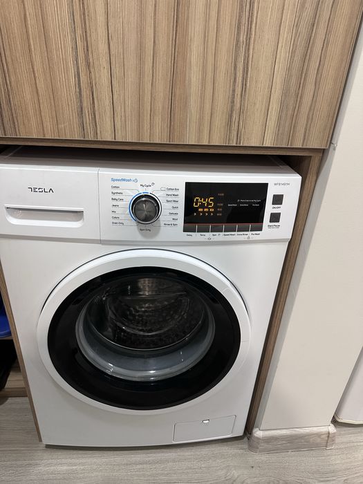 Masina de spalat Tesla