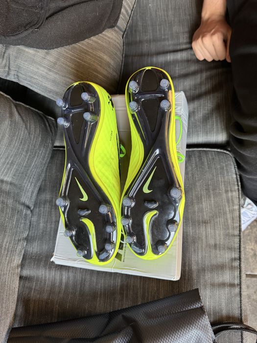 Ghete fotbal Nike hypervenom verzi marimea 43