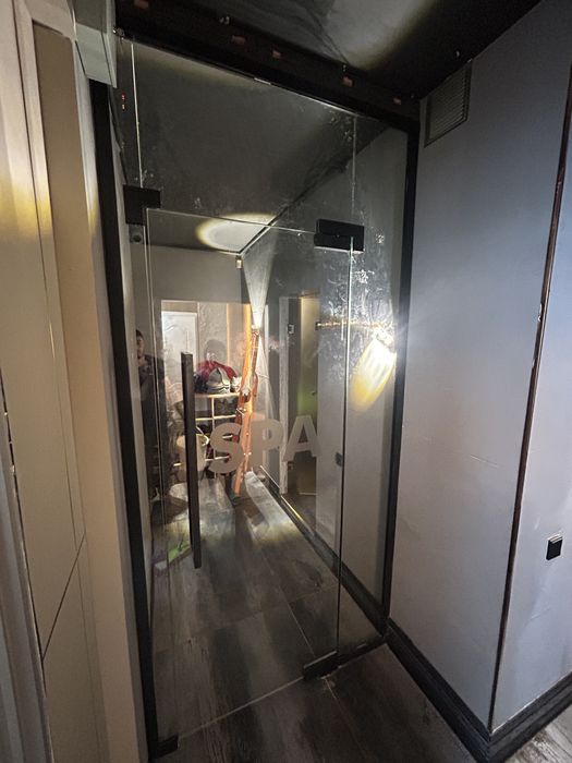 Душевые зеркала лофт перегородки офис