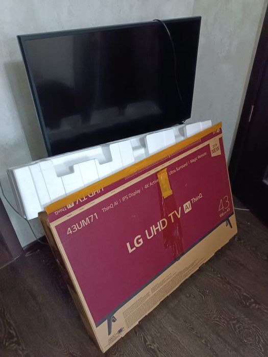 Продается телевизор LG+тумба