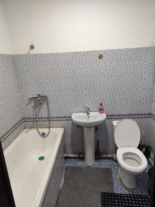 Сергели-8 худуд Ор-р:*Мактаб, 16 этажка* 2/5/7 (55м²)