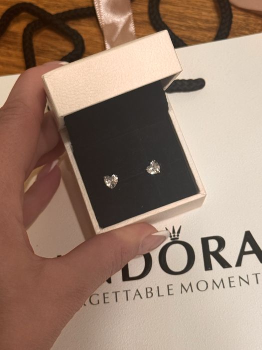 Пандора обеци Pandora