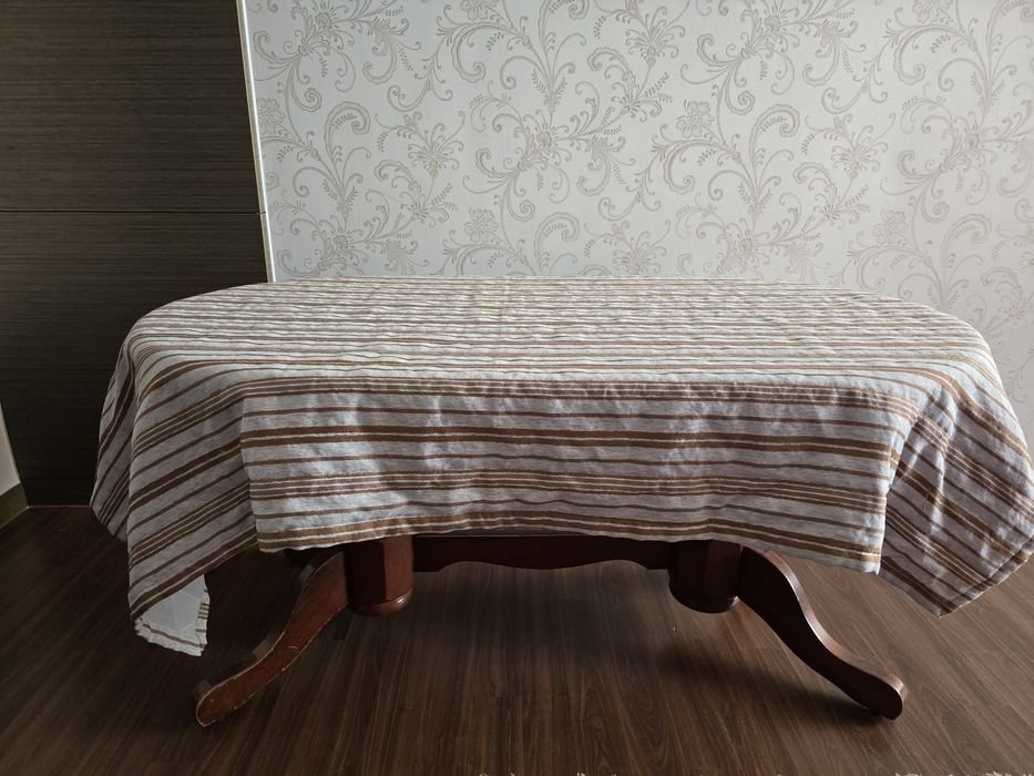 Стол деревянный, 150*90, обеденный,40 тыс