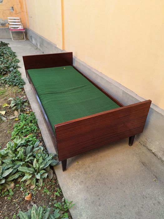 Кровать односпальный