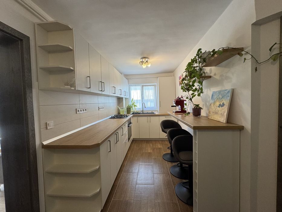 Apartament 2 camere decomandate , parcare, boxa str. Campului