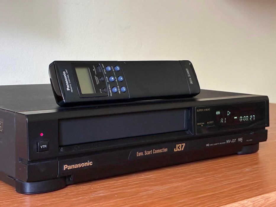 derulator de casete vhs second hand si noi de vanzare • Anunturi