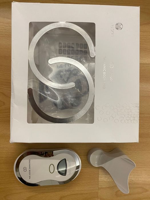 ageLOC Galvanic Body Spa