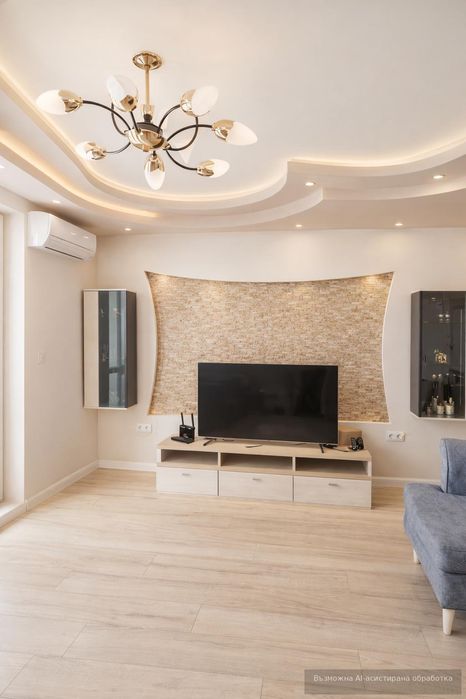 Дава се под наем Тристаен апартамент в Пловдив, Коматево - 140 кв.м за 698.19 € - Снимка #1