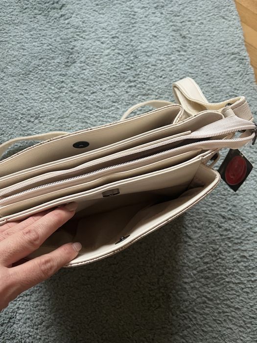 Дамска чанта