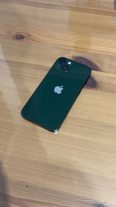 Продам IPhone 13, 128гб, зеленый