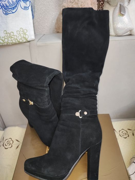 Ботфорты из натуральной замши, зимние на каблуке