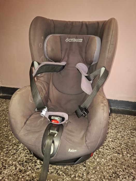 Детско столче за кола-Maxi-Cosi Axiss (9-18 kg)