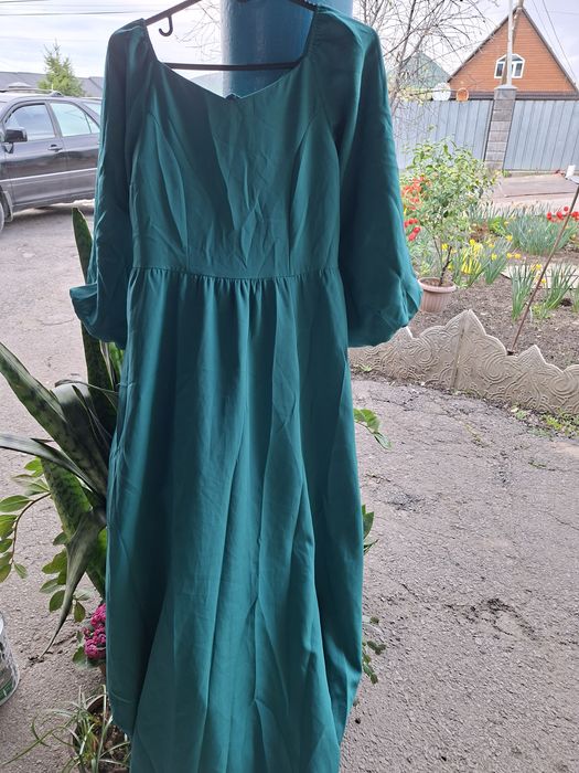 Продам вечерние платья