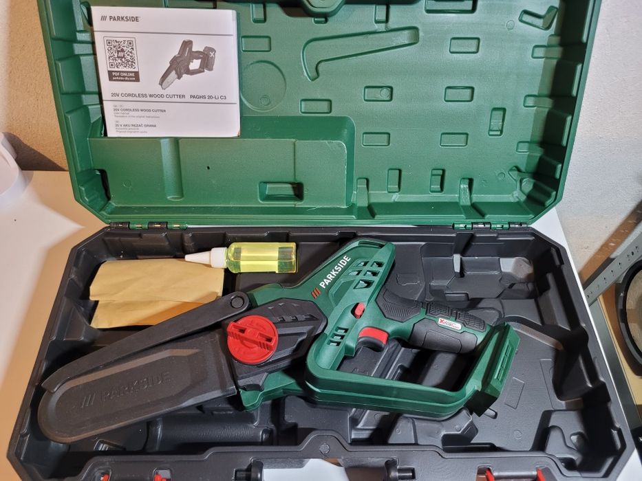 Верижен инструмент за клони Parkside PAGHS 20-LI C3