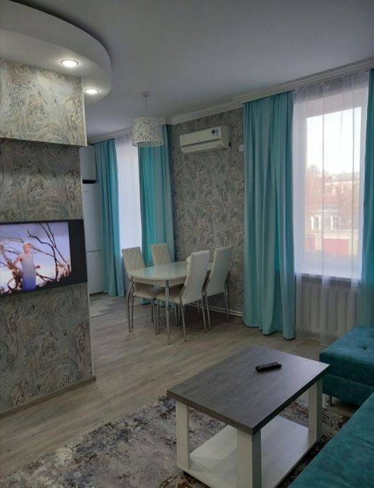 2-х комн.квартира посуточно в центре.