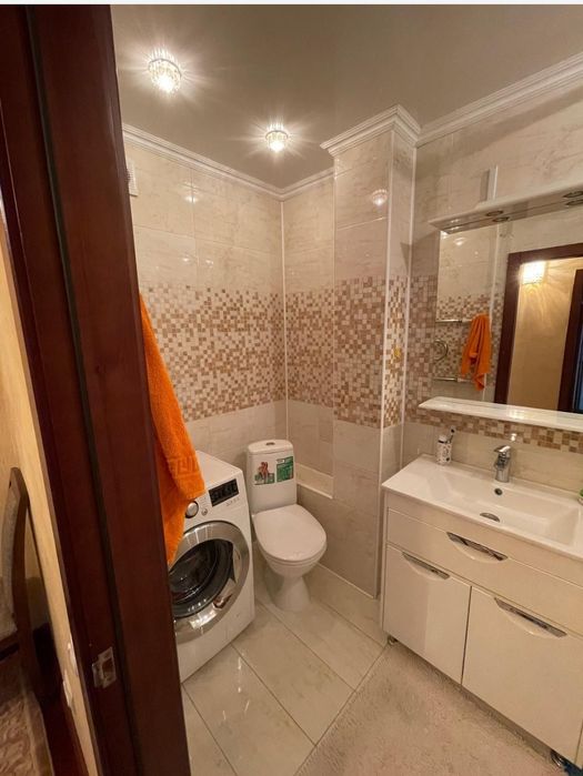 Продается 3ком Ударник, Цум, Достык мол