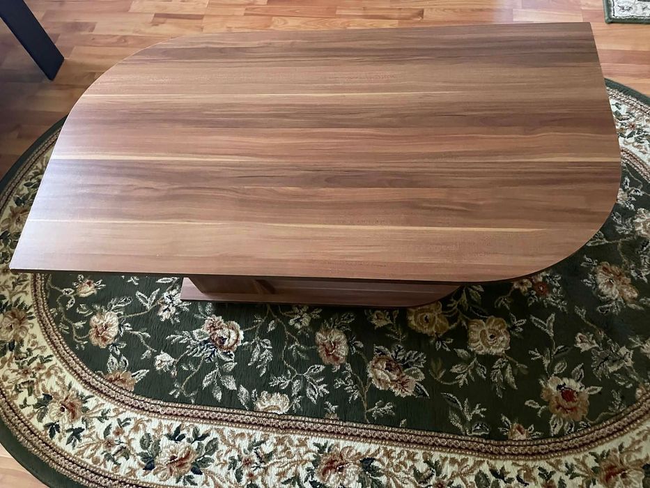 Vând masă de sufragerie