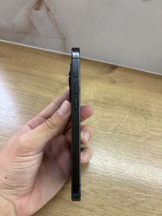 Iphone 15 pro Black Titanium 128GB