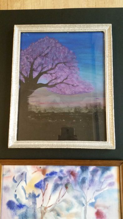 Рисунка на дърво с молив. В рамка с стъкло. Цената е 10 €